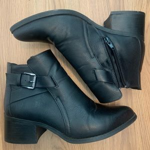 Size 7 MIA Black Faux Leather Ankle Boots